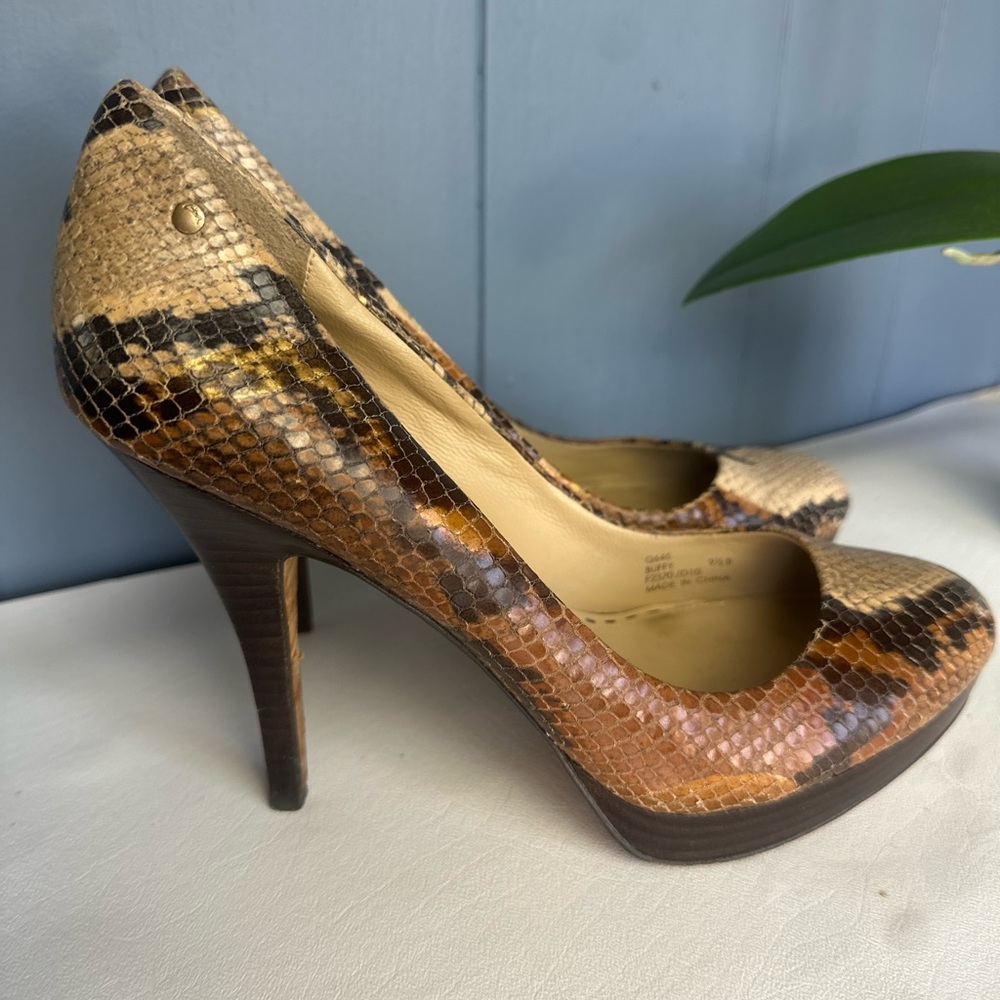 Coach Buffy Python Snake Skin Q645 Leather Heels Size 9.5B